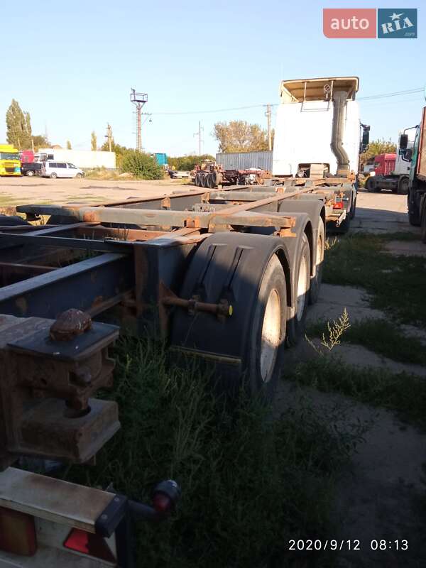 Контейнеровоз напівпричіп Renders RMAC 2000 в Ізмаїлі