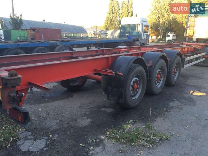 Контейнеровоз полуприцеп Renders SAF 1999 в Одессе