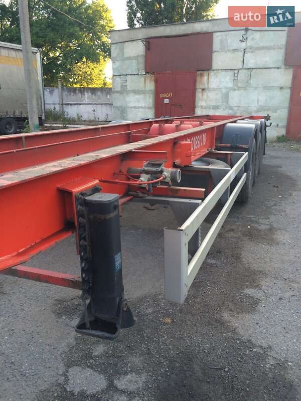 Контейнеровоз полуприцеп Renders SAF 1999 в Одессе