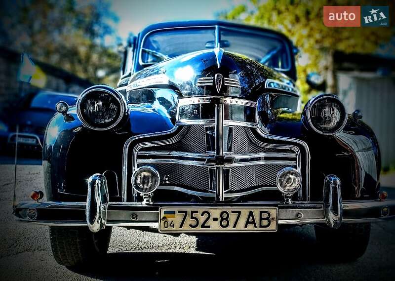 Седан Ретро автомобілі Класичні 1940 в Дніпрі