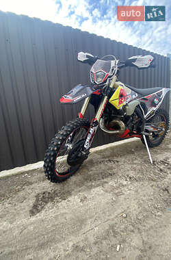 Мотоцикл Внедорожный (Enduro) Rieju MR 300 2021 в 