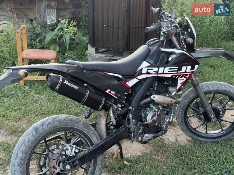 Мотоцикл Супермото (Motard) Rieju MRT 2022 в Круглику фото 3 Мотоцикл Супермото (Motard) Rieju MRT 2022 в Круглику