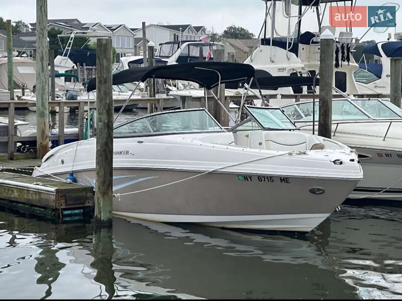 Моторна яхта Rinker Captiva Bowriders 2010 в 