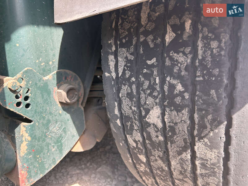 Контейнеровоз напівпричіп Rinnen S-NA 1993 в Одесі