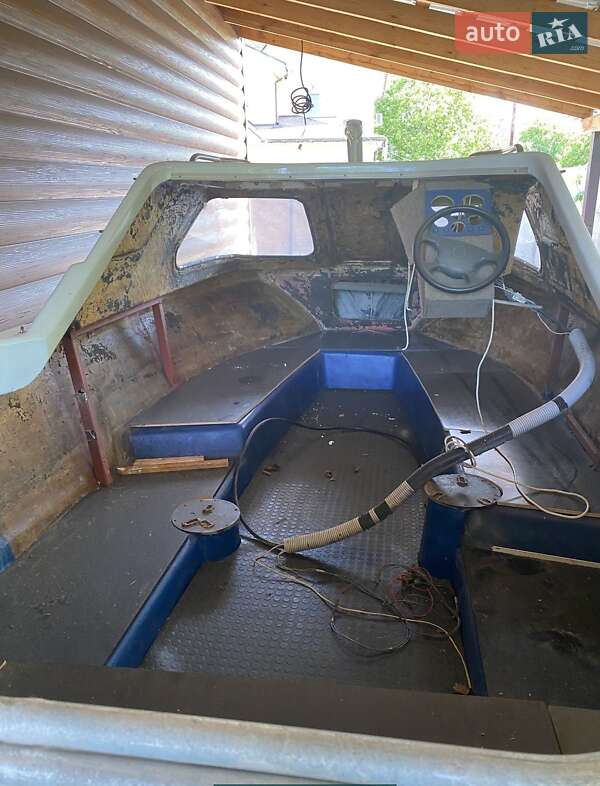 Катер Ритм М 1994 в Києві фото 28 Катер Ритм М 1994 в Києві