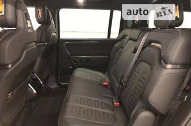 Седан Rivian R1S 2024 в 