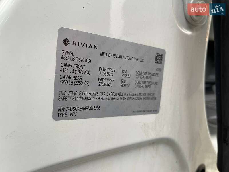 Внедорожник / Кроссовер Rivian R1S 2023 в Луцке