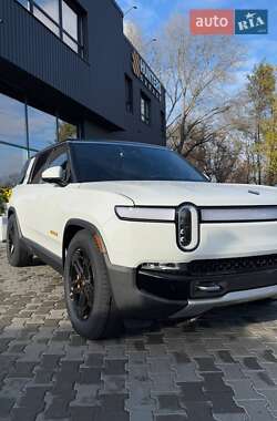 Внедорожник / Кроссовер Rivian R1S 2023 в Киеве