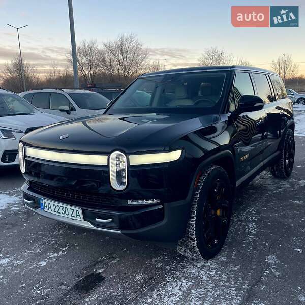 Внедорожник / Кроссовер Rivian R1S 2023 в Днепре