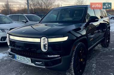 Позашляховик / Кросовер Rivian R1S 2023 в Дніпрі