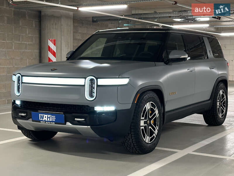 Внедорожник / Кроссовер Rivian R1S 2023 в Луцке