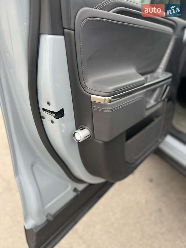 Позашляховик / Кросовер Rivian R1S 2023 в Миколаєві фото 14 Позашляховик / Кросовер Rivian R1S 2023 в Миколаєві