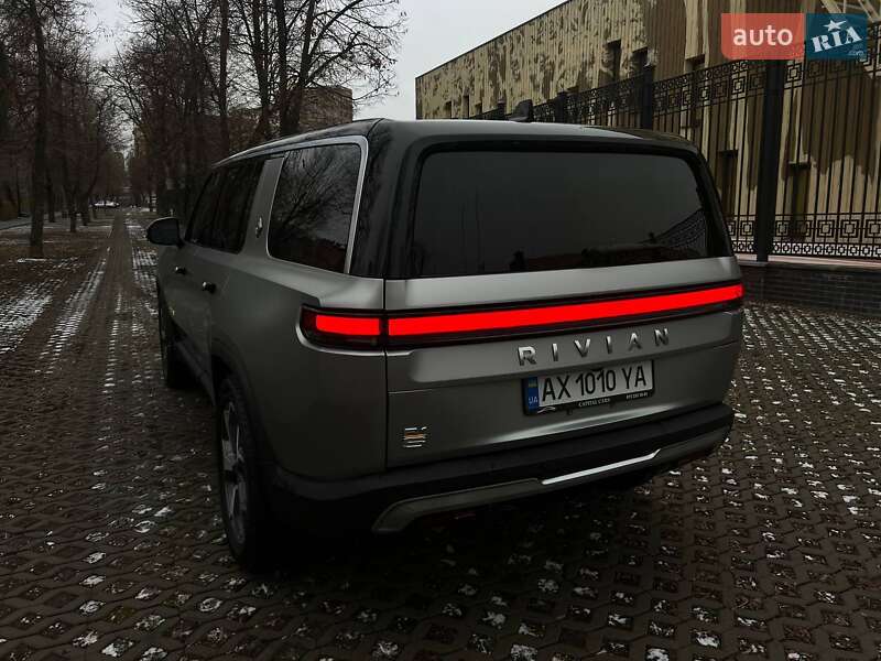 Позашляховик / Кросовер Rivian R1S 2023 в Харкові