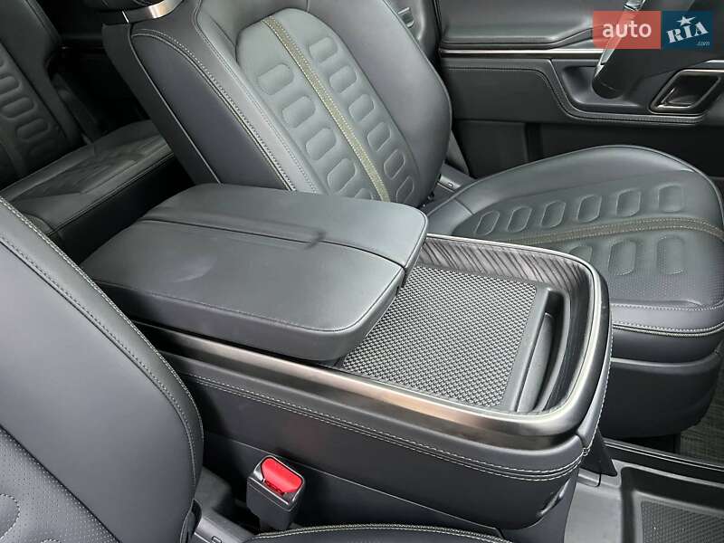 Позашляховик / Кросовер Rivian R1S 2023 в Харкові