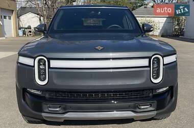 Внедорожник / Кроссовер Rivian R1S 2023 в 