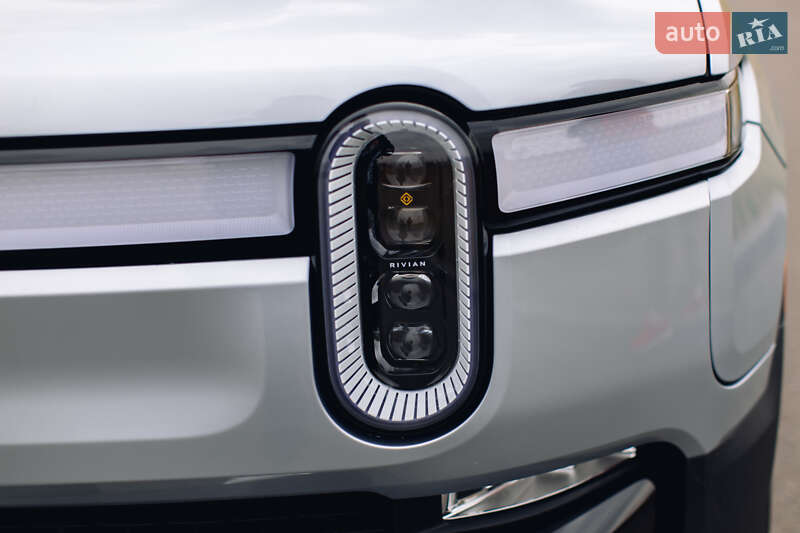 Внедорожник / Кроссовер Rivian R1S 2024 в Киеве