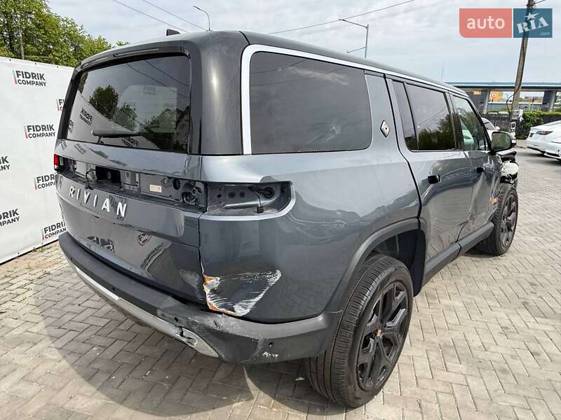 Внедорожник / Кроссовер Rivian R1S 2023 в Луцке