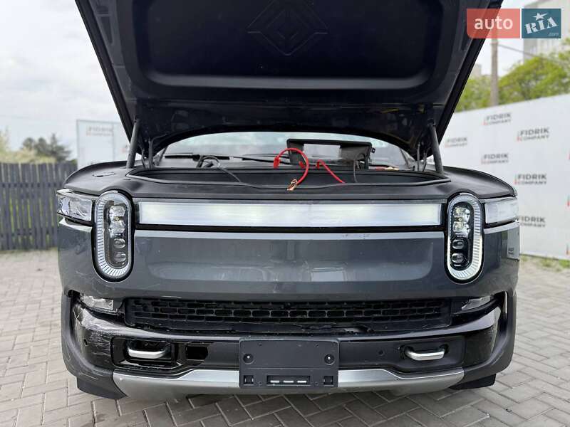 Внедорожник / Кроссовер Rivian R1S 2023 в Луцке