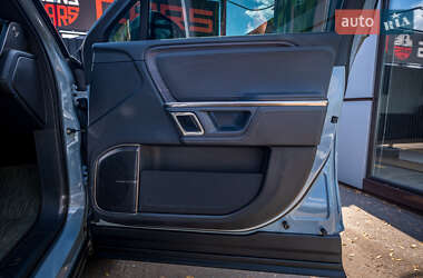 Позашляховик / Кросовер Rivian R1S 2023 в 