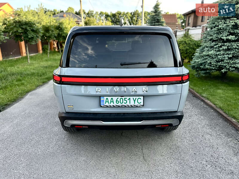 Позашляховик / Кросовер Rivian R1S 2023 в Києві