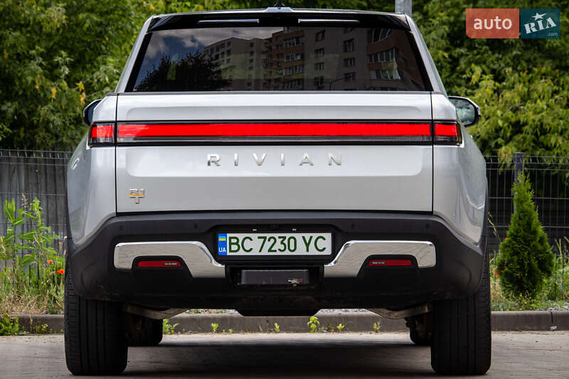 Пикап Rivian R1S 2022 в Львове