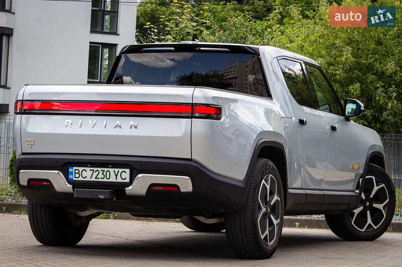 Пикап Rivian R1S 2022 в Львове