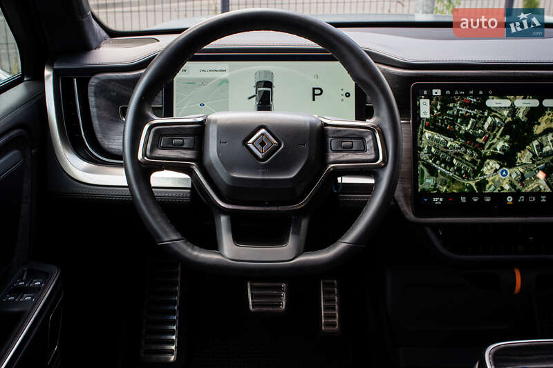 Пикап Rivian R1S 2022 в Львове