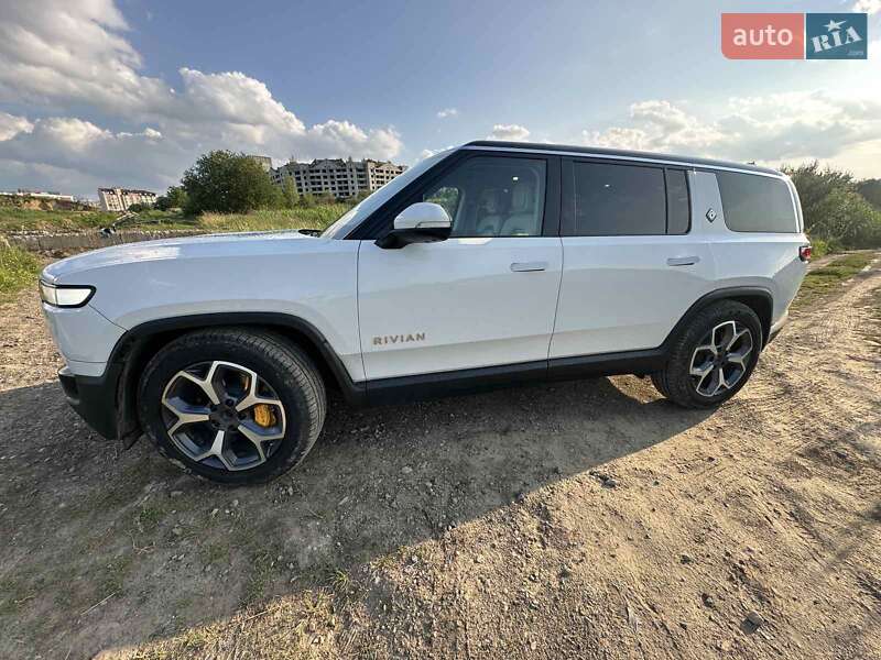 Внедорожник / Кроссовер Rivian R1S 2023 в Львове