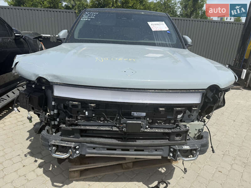 Внедорожник / Кроссовер Rivian R1S 2023 в Львове