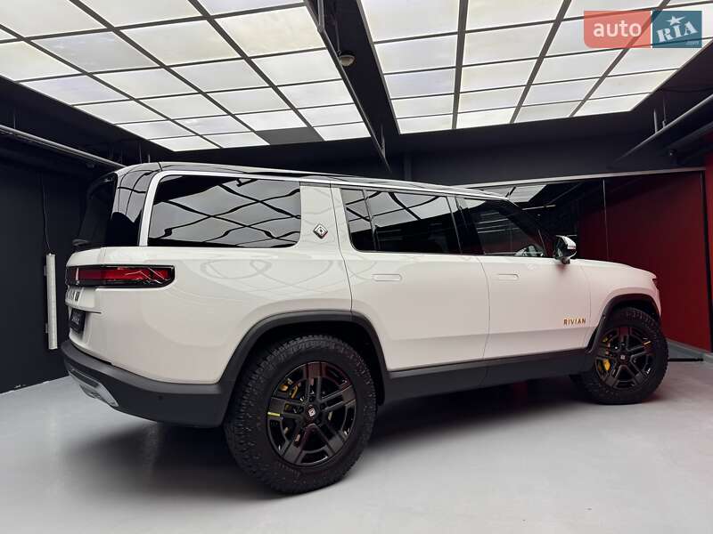 Внедорожник / Кроссовер Rivian R1S 2022 в Киеве