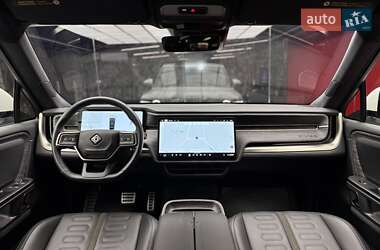 Внедорожник / Кроссовер Rivian R1S 2022 в 