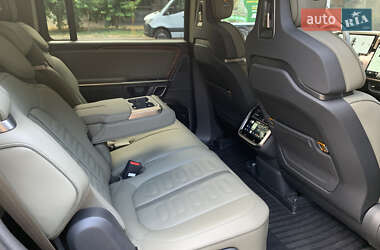 Позашляховик / Кросовер Rivian R1S 2023 в 