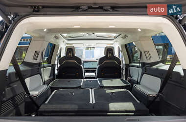 Внедорожник / Кроссовер Rivian R1S 2023 в 