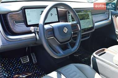 Позашляховик / Кросовер Rivian R1S 2023 в 