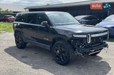 Позашляховик / Кросовер Rivian R1S 2023 в Рівному