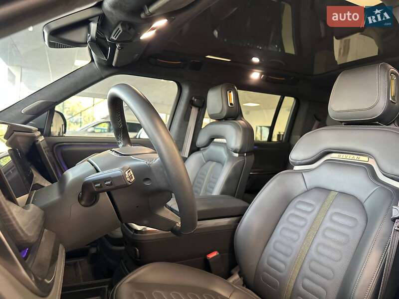 Внедорожник / Кроссовер Rivian R1S 2023 в Киеве фото 10 Внедорожник / Кроссовер Rivian R1S 2023 в Киеве
