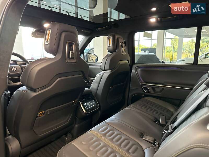Внедорожник / Кроссовер Rivian R1S 2023 в Киеве фото 15 Внедорожник / Кроссовер Rivian R1S 2023 в Киеве