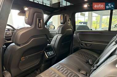 Внедорожник / Кроссовер Rivian R1S 2023 в 