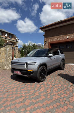 Внедорожник / Кроссовер Rivian R1S 2025 в 