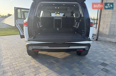 Універсал Rivian R1S 2024 в 