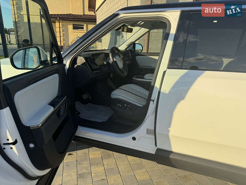 Універсал Rivian R1S 2024 в Дніпрі