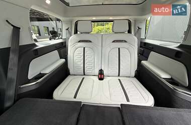 Позашляховик / Кросовер Rivian R1S 2023 в 