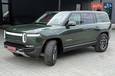 Позашляховик / Кросовер Rivian R1S 2023 в 
