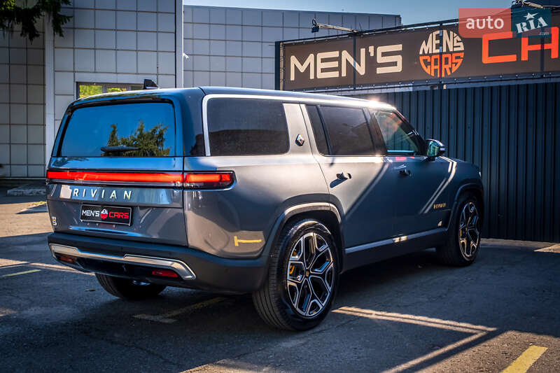 Позашляховик / Кросовер Rivian R1S 2023 в Києві