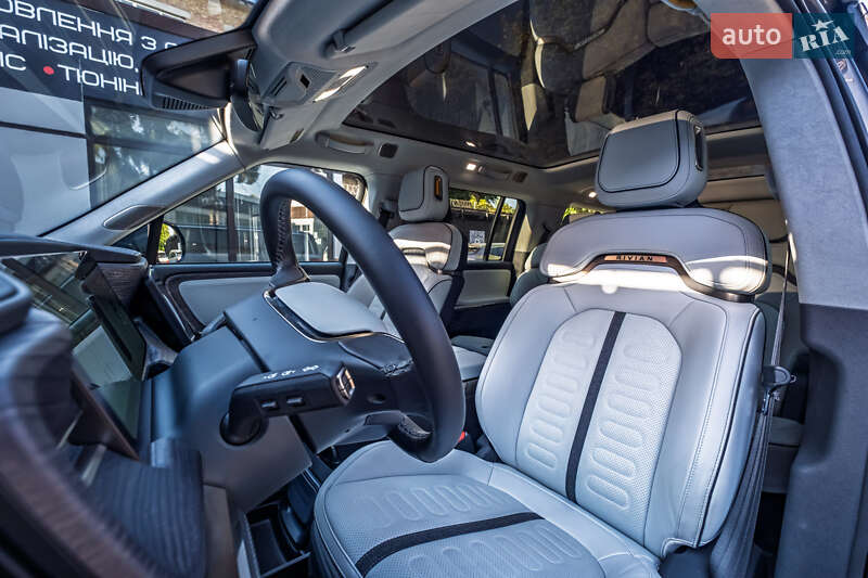 Позашляховик / Кросовер Rivian R1S 2023 в Києві