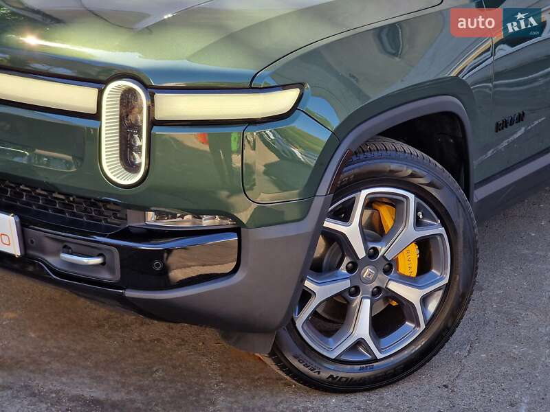 Внедорожник / Кроссовер Rivian R1S 2023 в Одессе