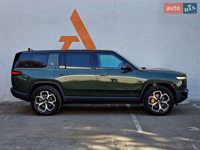 Внедорожник / Кроссовер Rivian R1S 2023 в Одессе