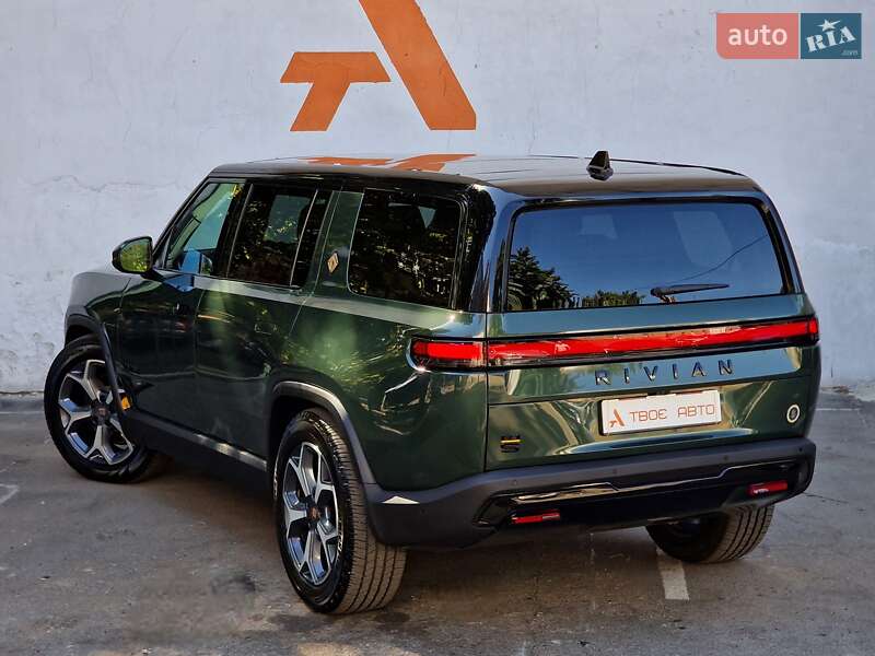 Внедорожник / Кроссовер Rivian R1S 2023 в Одессе