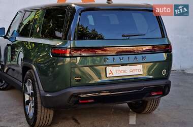 Позашляховик / Кросовер Rivian R1S 2023 в 