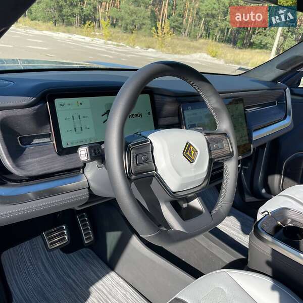 Позашляховик / Кросовер Rivian R1S 2023 в Києві фото 31 Позашляховик / Кросовер Rivian R1S 2023 в Києві